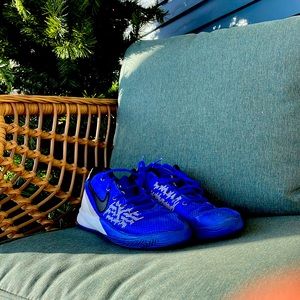 Selling Blue Nike Kyrie Flytrap 1’s